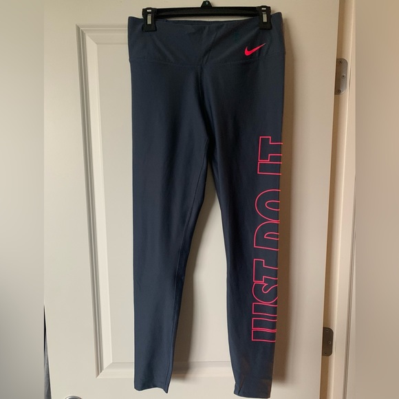 NIKE Leggings - Picture 4 of 5